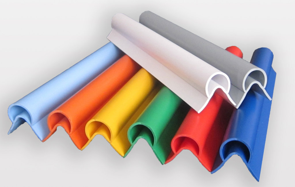 Cantonera PVC flexible 100 x 4 x 4 cm