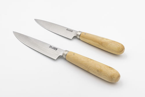 Cuchillos de acero inoxidable y mango redondo de madera de boj. Pallarès de Solsona