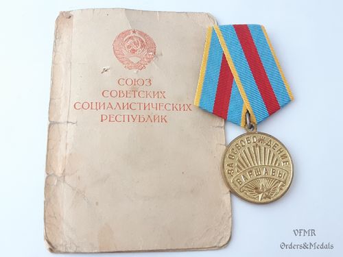 Liberation of Warsaw medal with award document